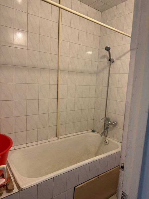 Срочно продается Шайхантахур доме 4 комнатная квартира