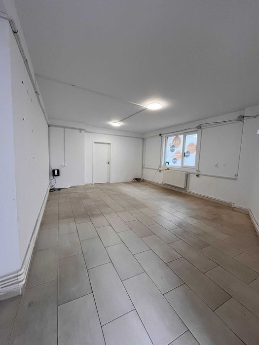 Chirie spațiu comercial  24mp CUG-Ideal Residence