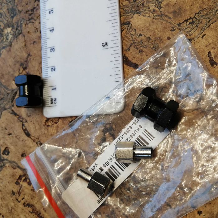 Automodel distantier  hex 12mm, lungimi de 12-15-20-25mm scx10 ...