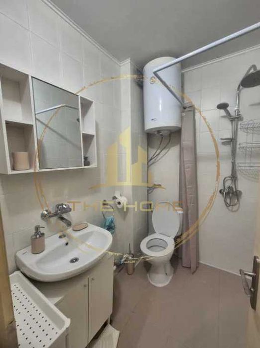 Топ Локация 2 стаен Колхозен Пазар