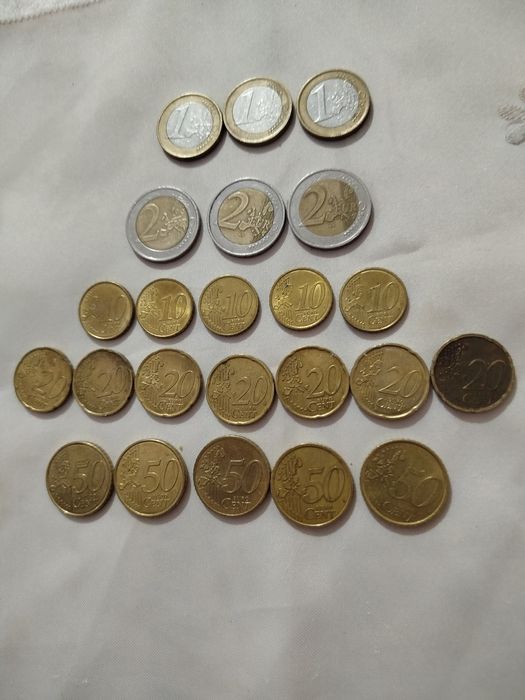 Продаю коллекционные монеты