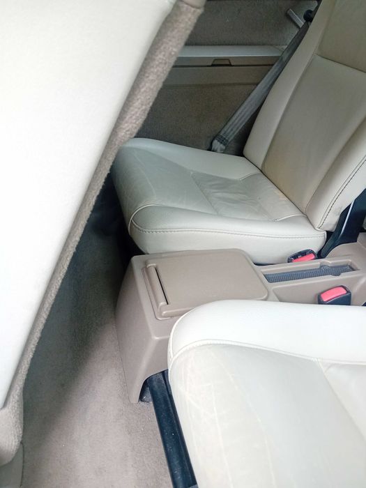Vand volvo xc 90 7 locuri 2012
