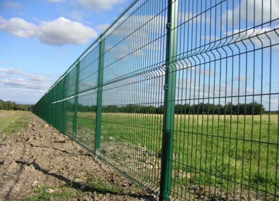 Vând garduri plasa,șapcă metalica,tip jaluzea,tabla cutata .