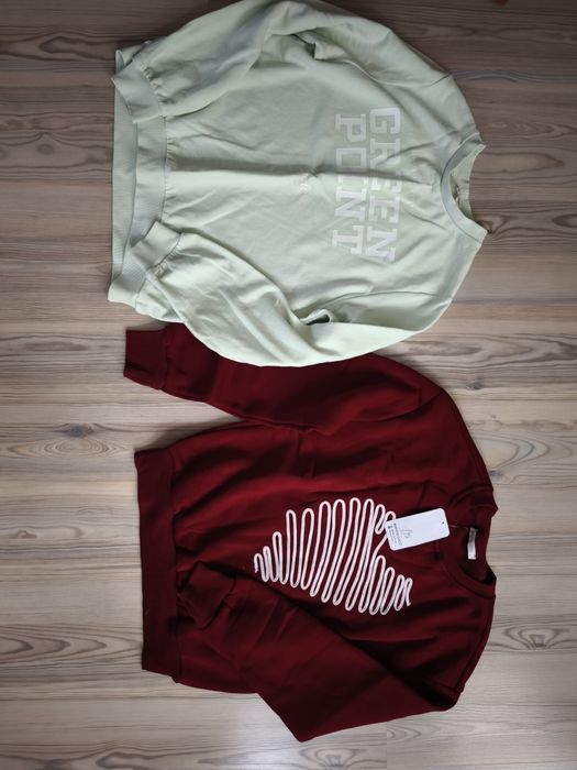 Два суитшърта и коледна блузка S размер