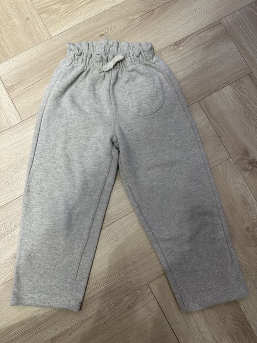 Pantaloni Zara fete din tricot marimea 4-5 ani