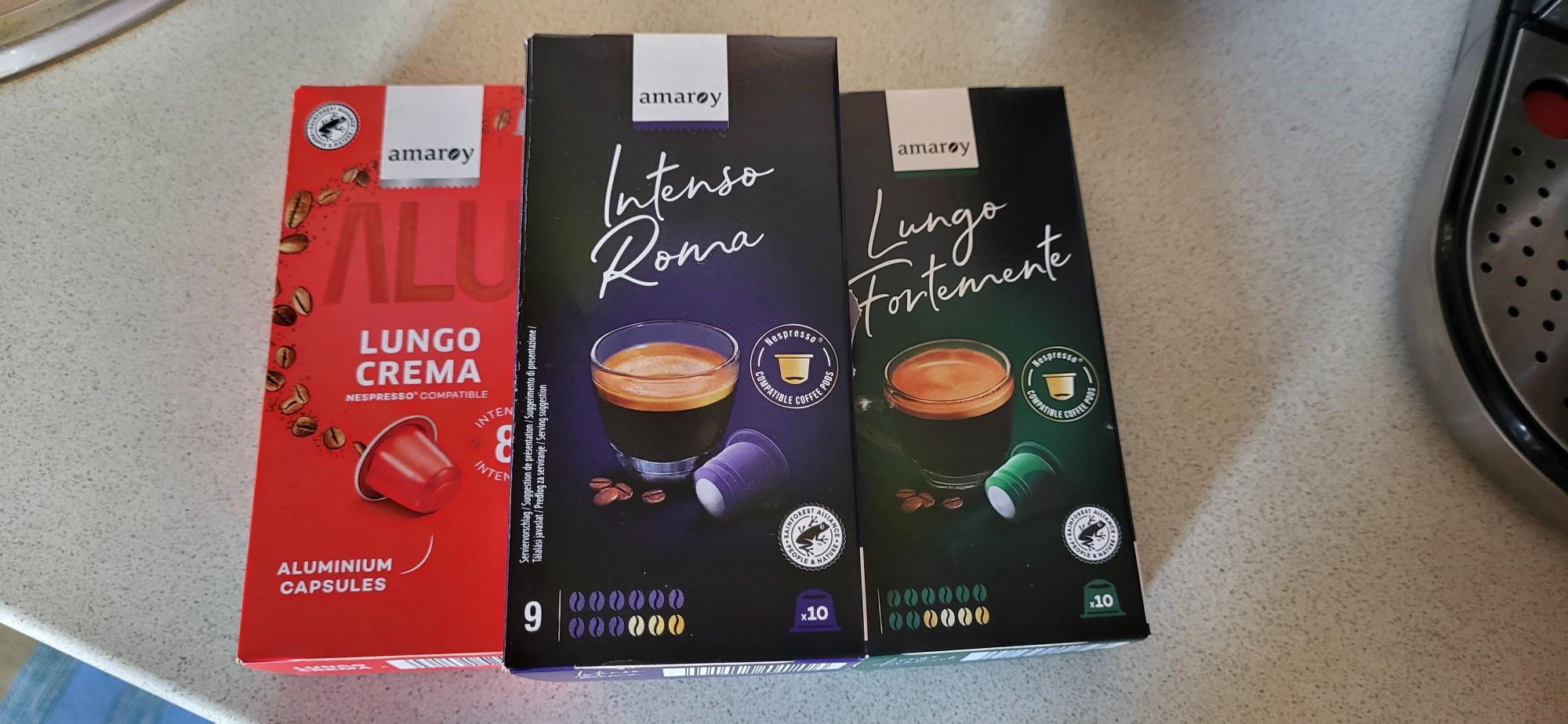 NESPRESSO Dē Longhi кафемашина с подарък 4 кутии капсули