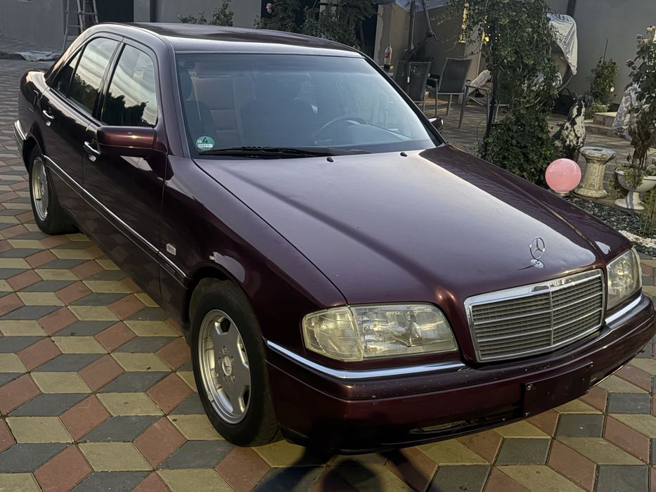 Vand mercedez C- klase 200