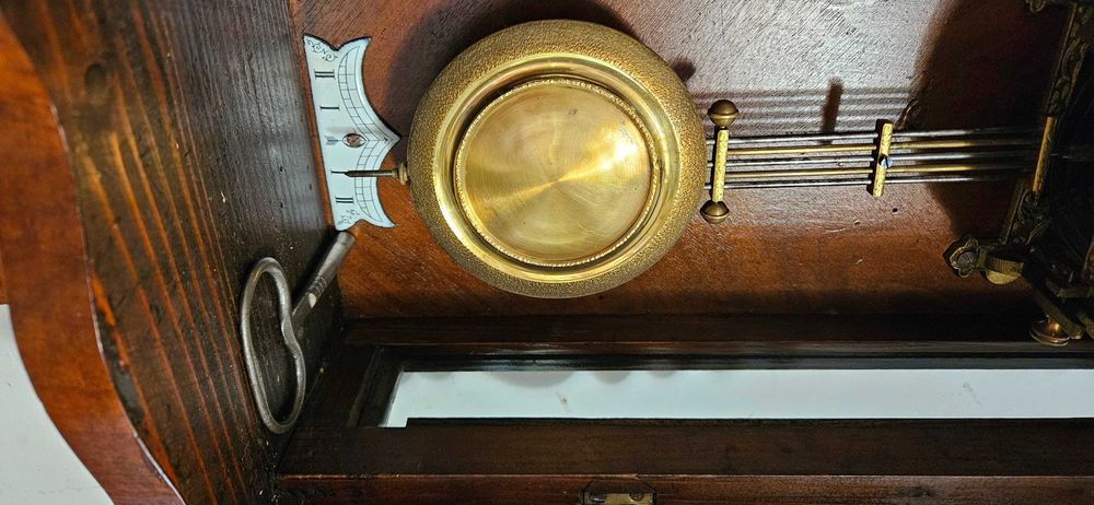 Ceas de perete cu pendula Schlenker – Kienzle II