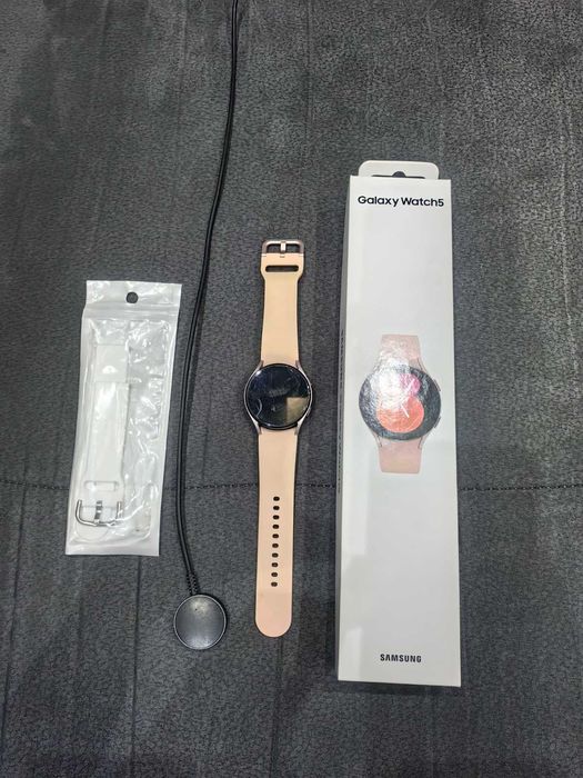 Samsung Watch 5 40mm LTE Rose Gold