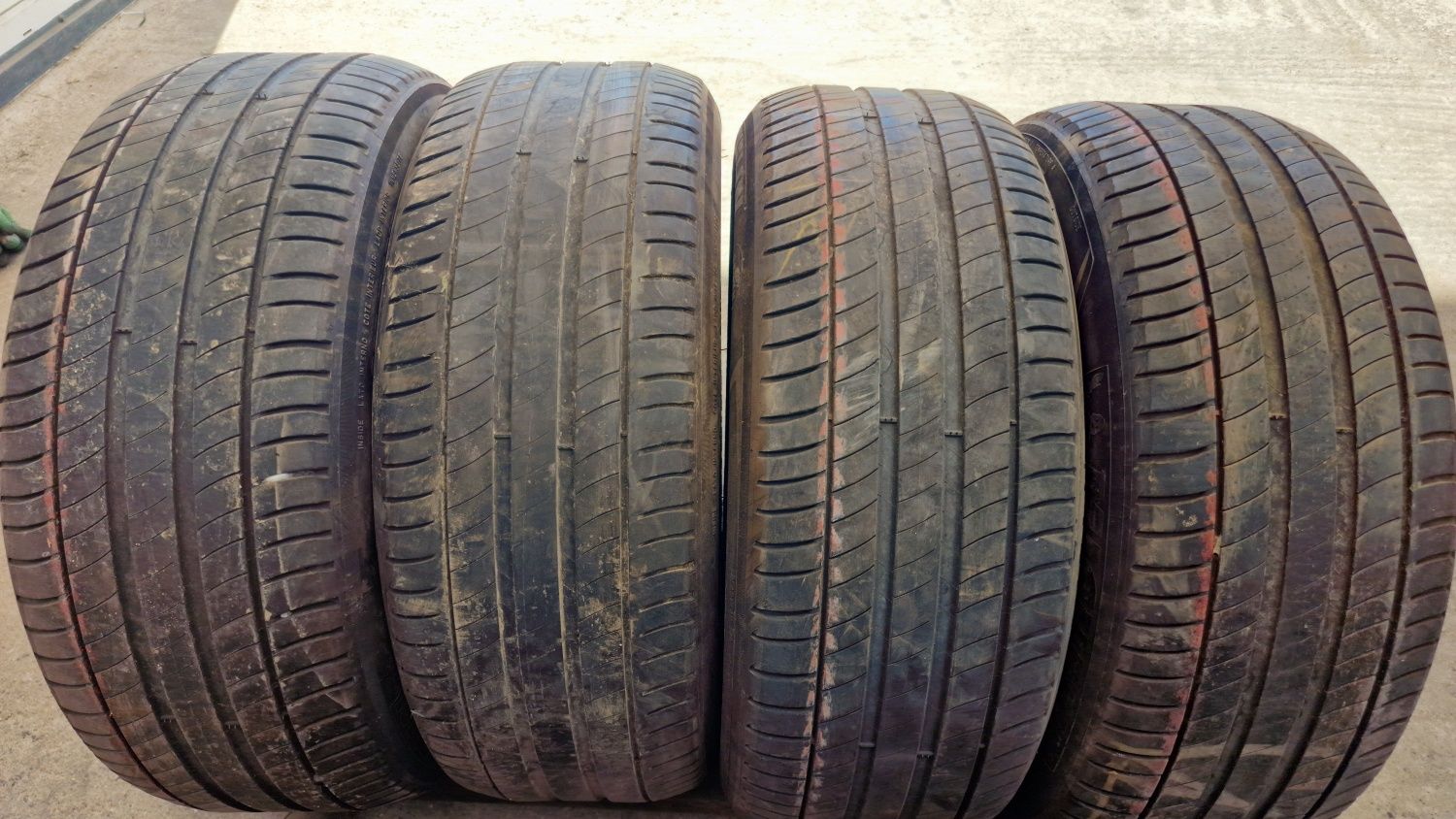 235 55 17 Michelin 4 anvelope vara