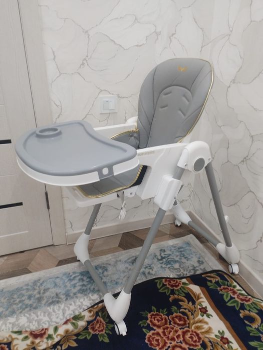 Срочно продам детский стул для кормление