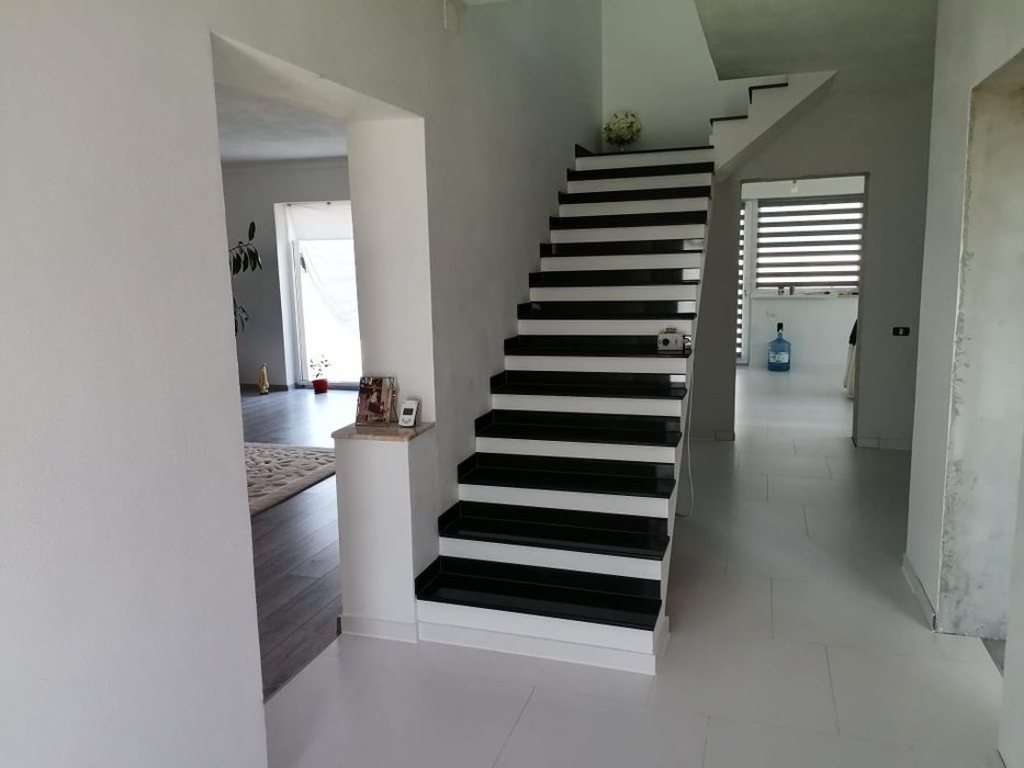 Casă pentru vanzare