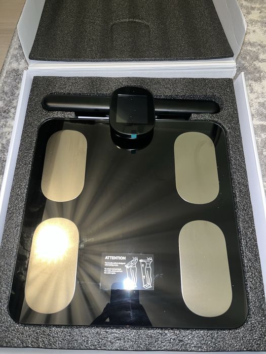 Cântar inteligent pentru verificare compoziția corporală