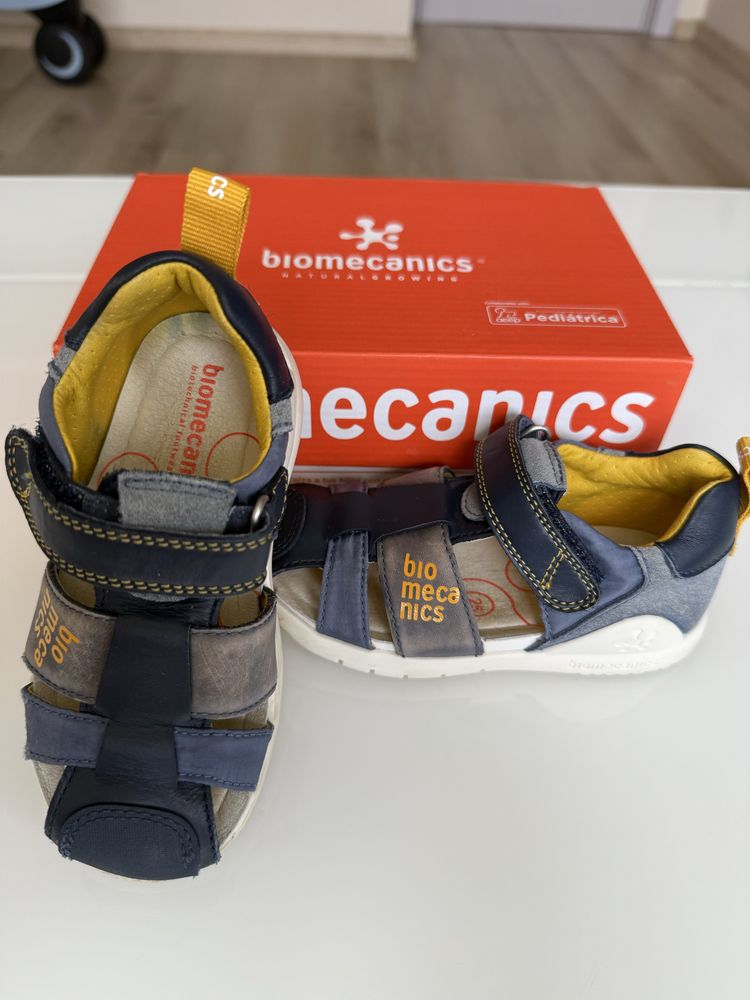 Сандали Biomecanics