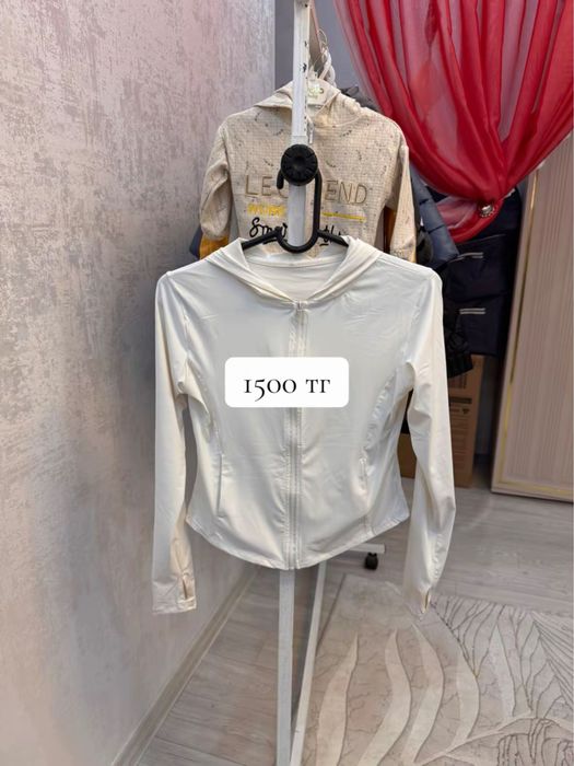 одежда разная размер с-м