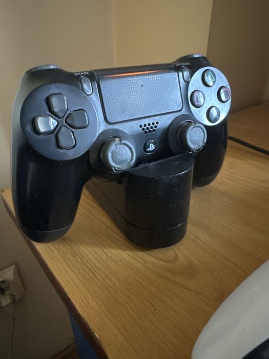 Controller ps4 + statie de incarcare