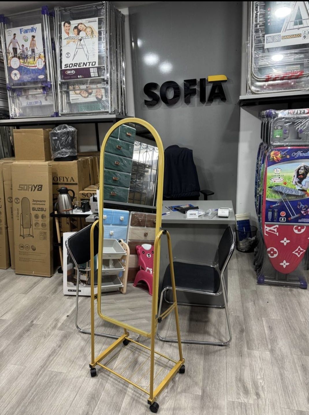 Kozgu кузгу зеркала oq qora tilla  rangi bor зеркала