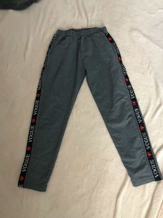 Lot de Pantaloni adidas xs-s