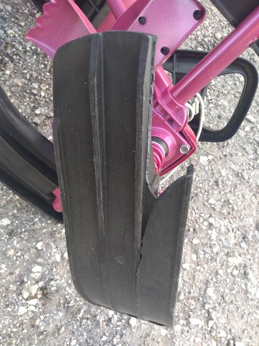 Детска шейна с кормило .