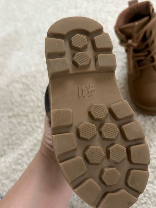 Ghete maro baieti H&M, nr 22