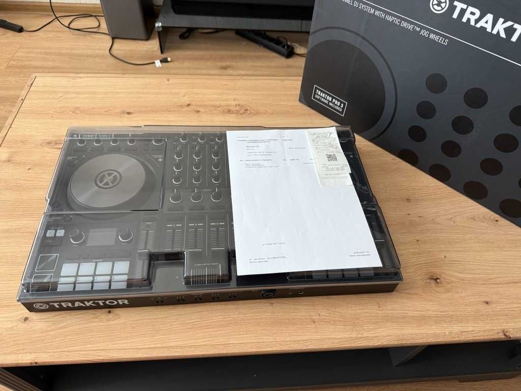 Native Instruments Traktor Kontrol S4 MK3 Чисто нов,Гаранция,Decksaver