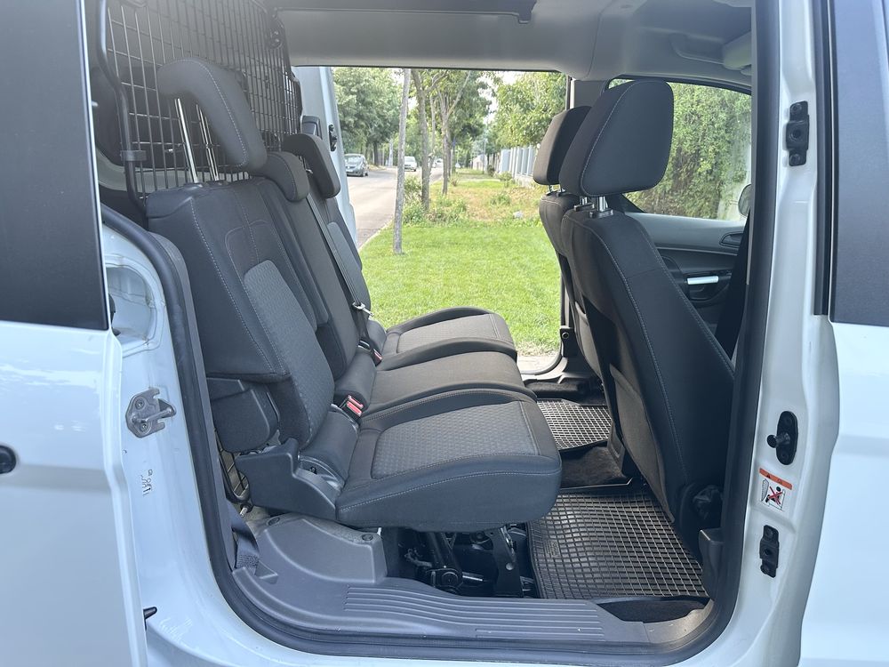Ford Transit Connect 2023 doar 45.000 km!