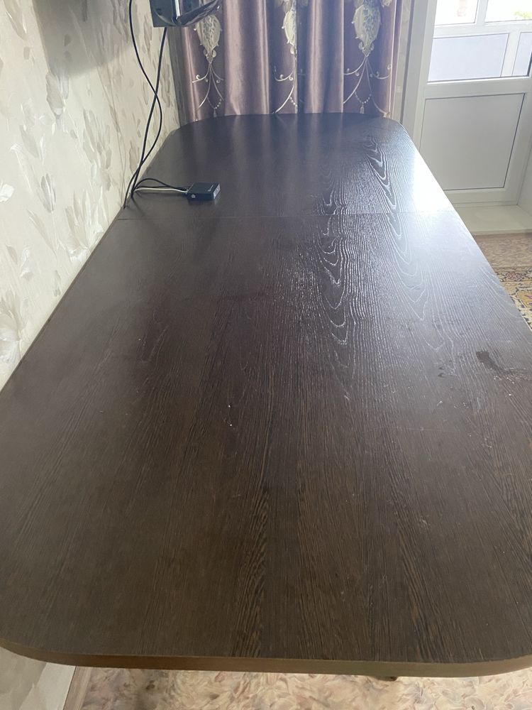 Продам стол