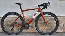Vând gravel 3T exploro