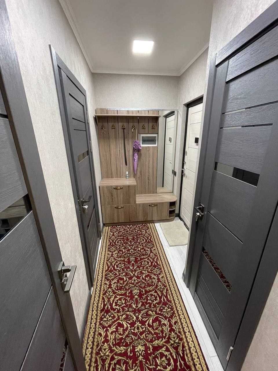 Срочно Продам квартира с ремонтом 45м2 на Алайском  (дхб)