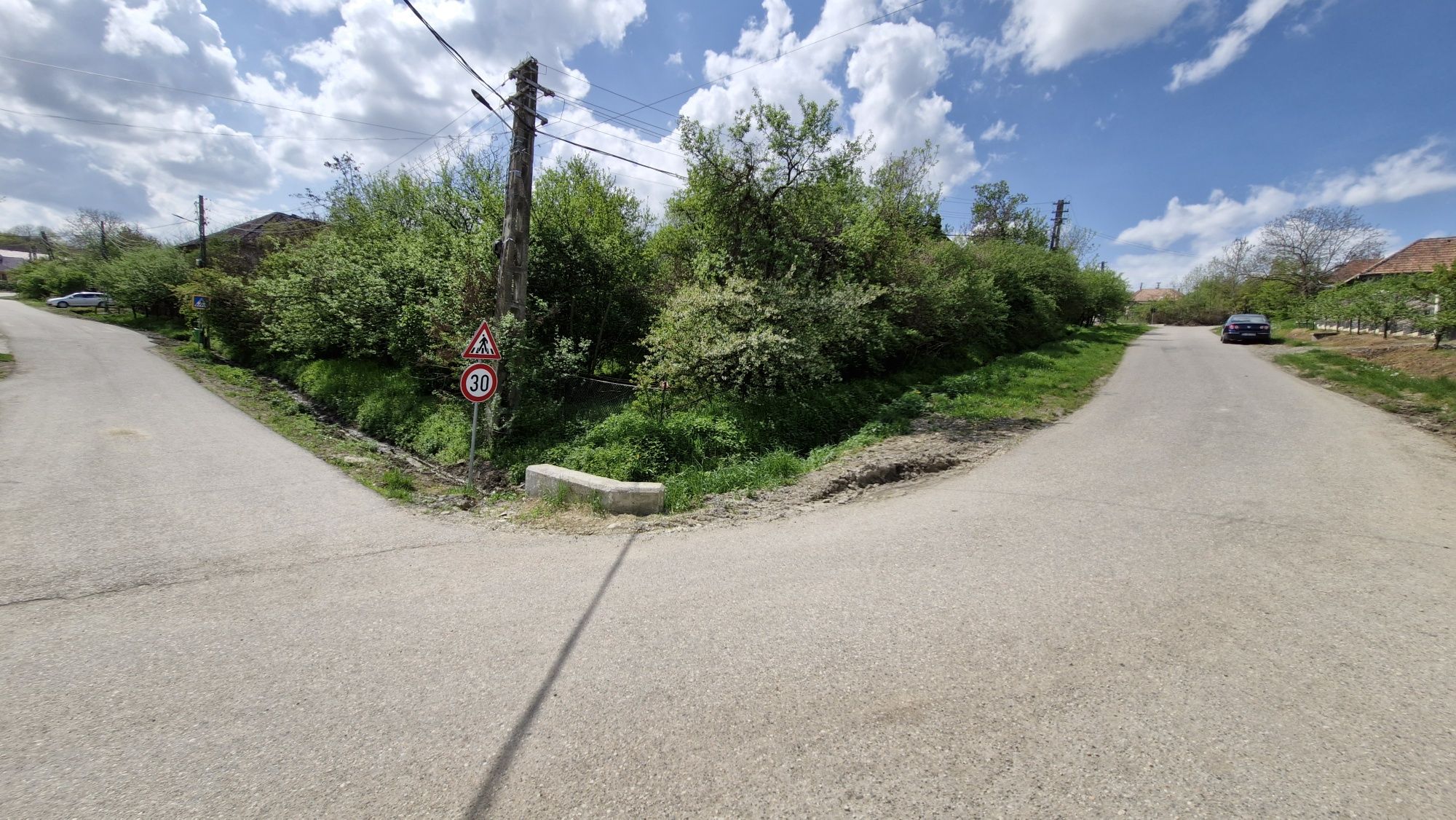 Teren intravilan Dioșod