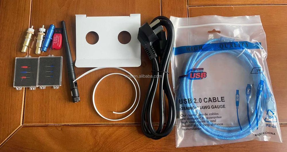 Плоттер для наклеек и стикер с двумя головами и камерой определения