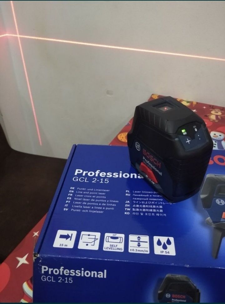 Nivela laser Bosch universal level și gcl2-15