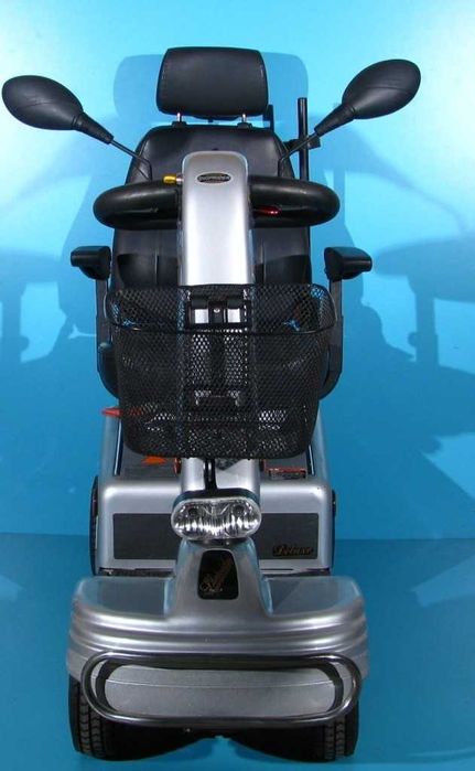 Scuter electric handicap/Invalizi Shoprider - 6 km/h