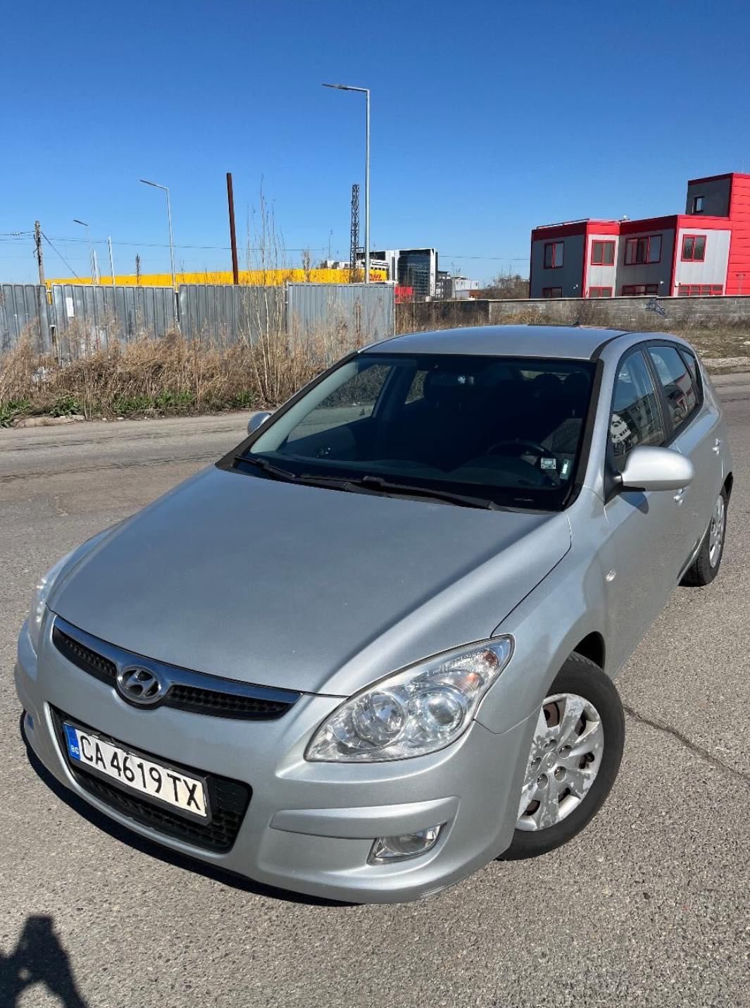 Продавам Hyundai i30