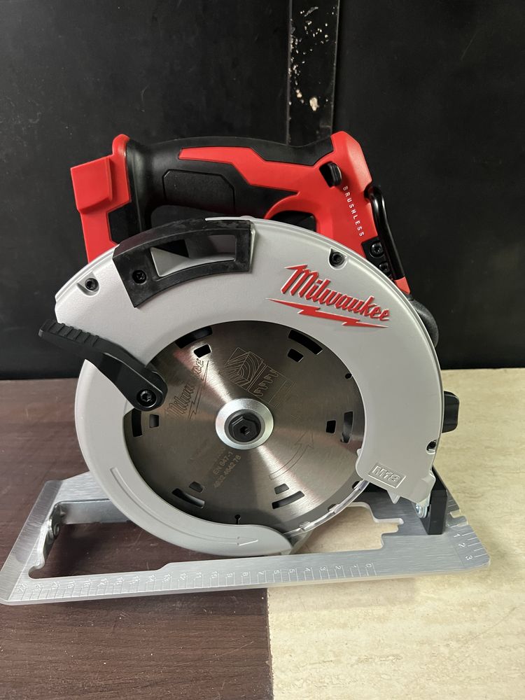 Vand corp circular Milwaukee M18 BLCS66 model 2022