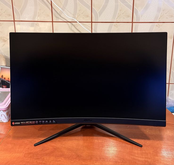 Vand Monitor MSI G27CQ4