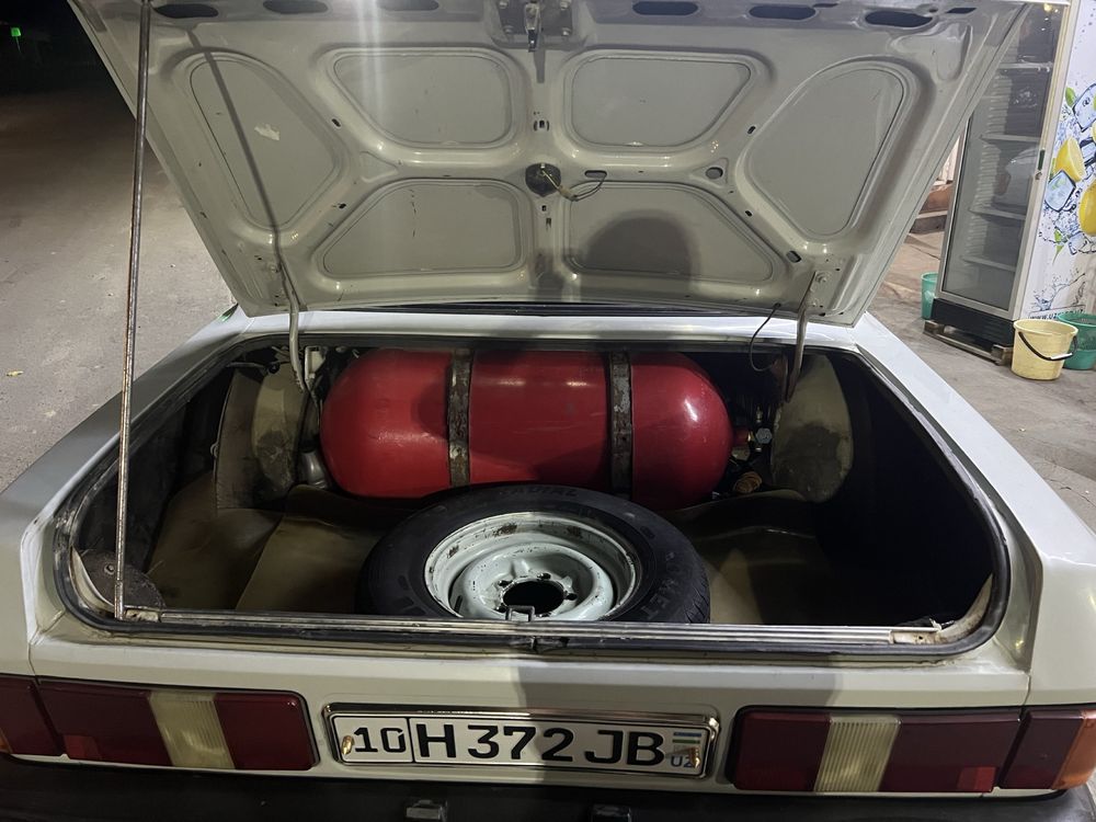 Volga 3129 sotladi