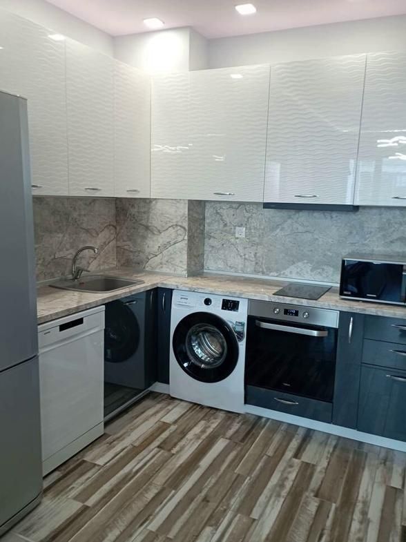 Дава се под наем Двустаен апартамент в Пловдив, Тракия - 70 кв.м за 450 € - Снимка #3