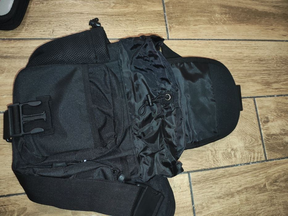 Риболовни аксесоари - чанта , инструменти, примамки