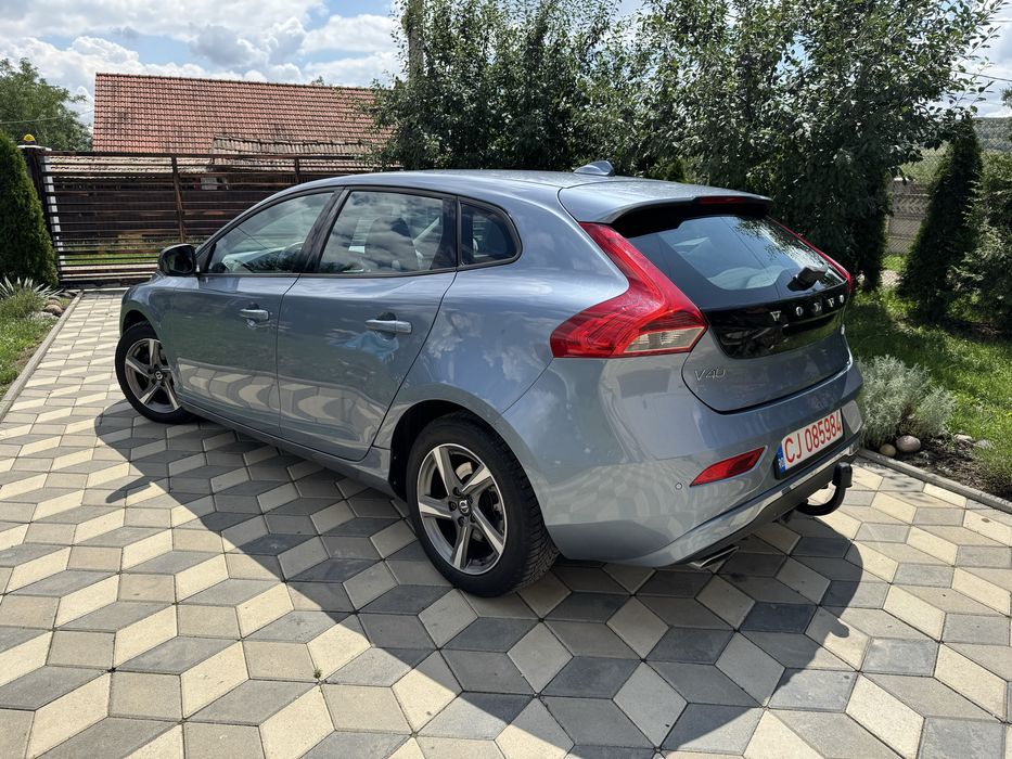 Volvo V40 D2 2017 / full led / Sirocol / Webasto
