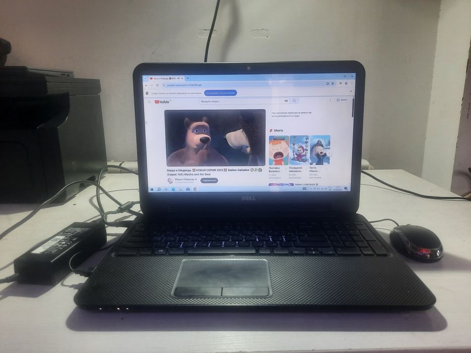 Ноутбук Dell core i7 hdd 500gb ozu 4gb Зарядка мышкa