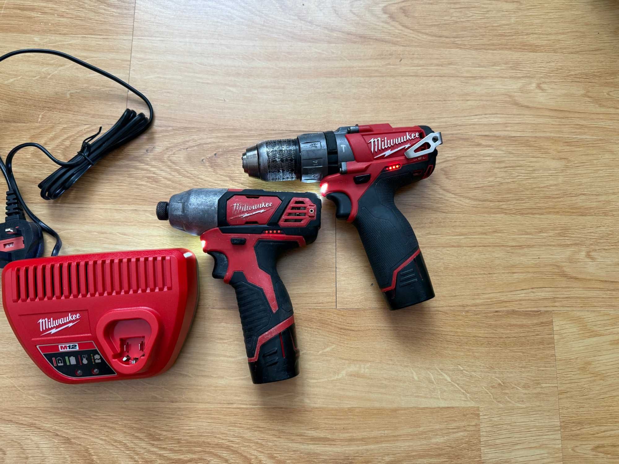 Milwaukee M12 CPD HEX