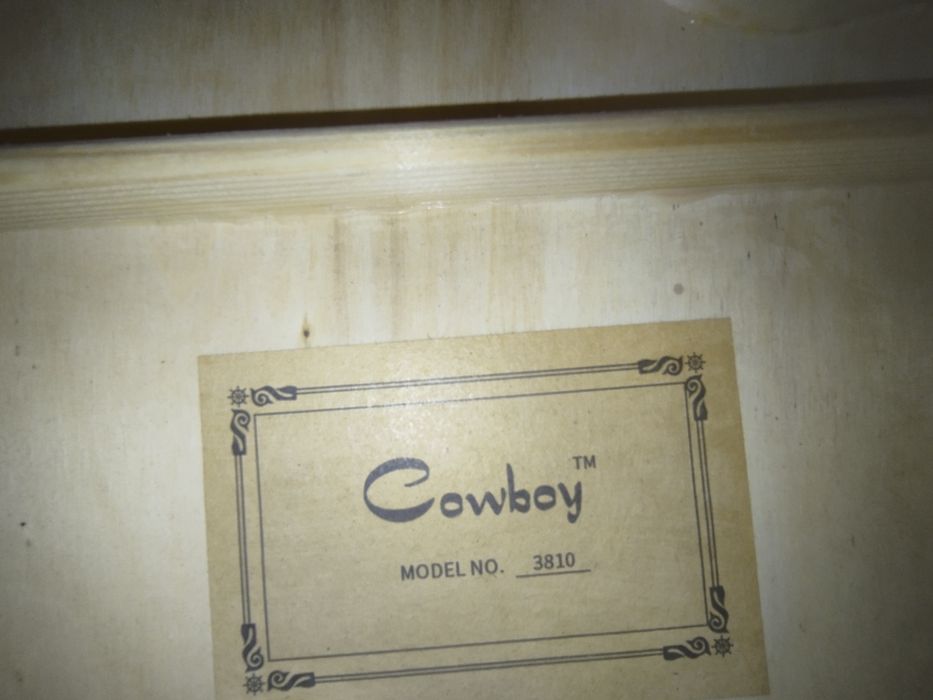 Гитара от бренда Cowboy