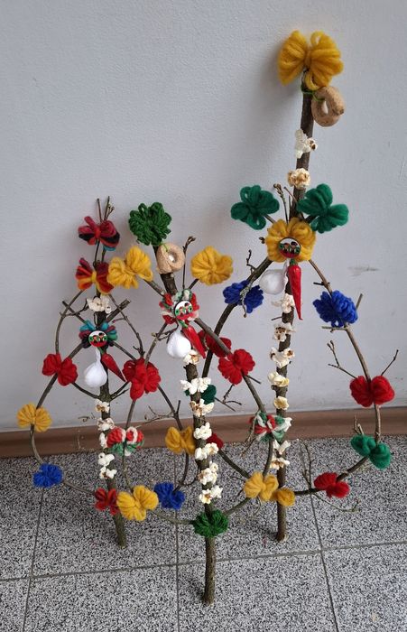 Сурвачки на дрян ръчно изработени