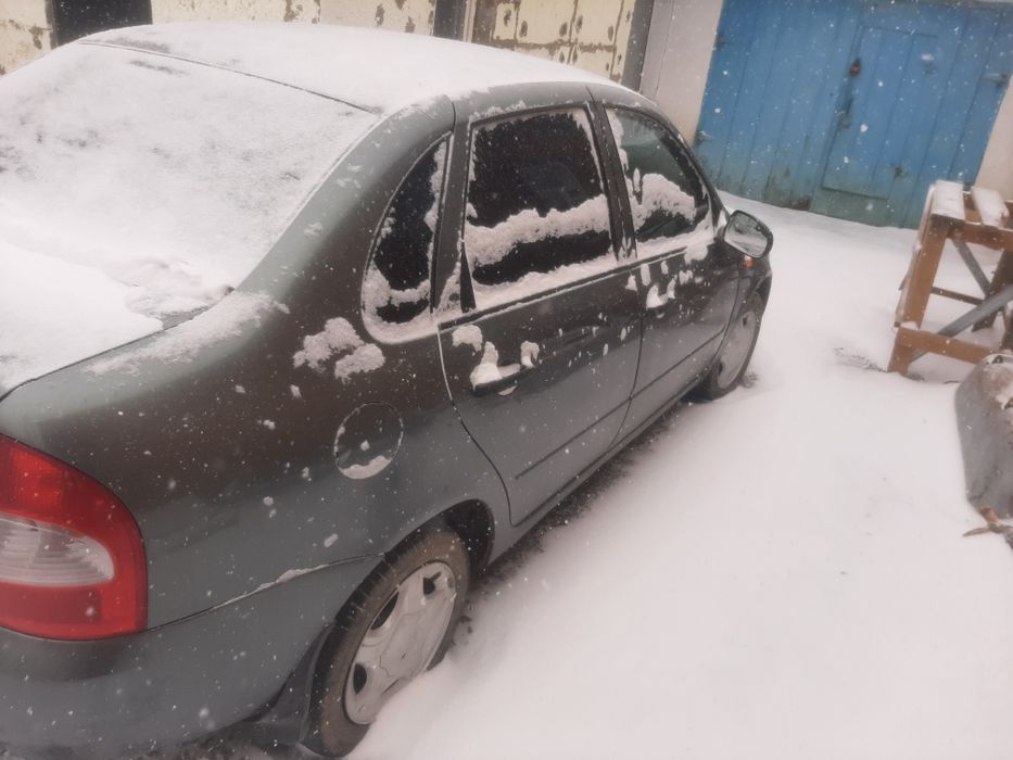 Продам машина Лада Калина 1.6 обьем