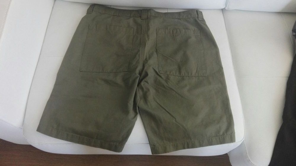 Vand bermude, pantaloni scurti H&M, noi