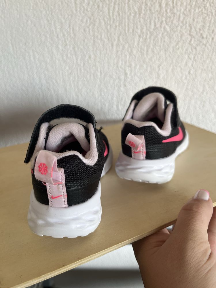 Nike 21 номер за момиче