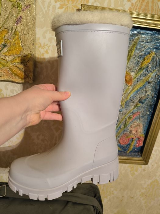 Женская обувь в продаже