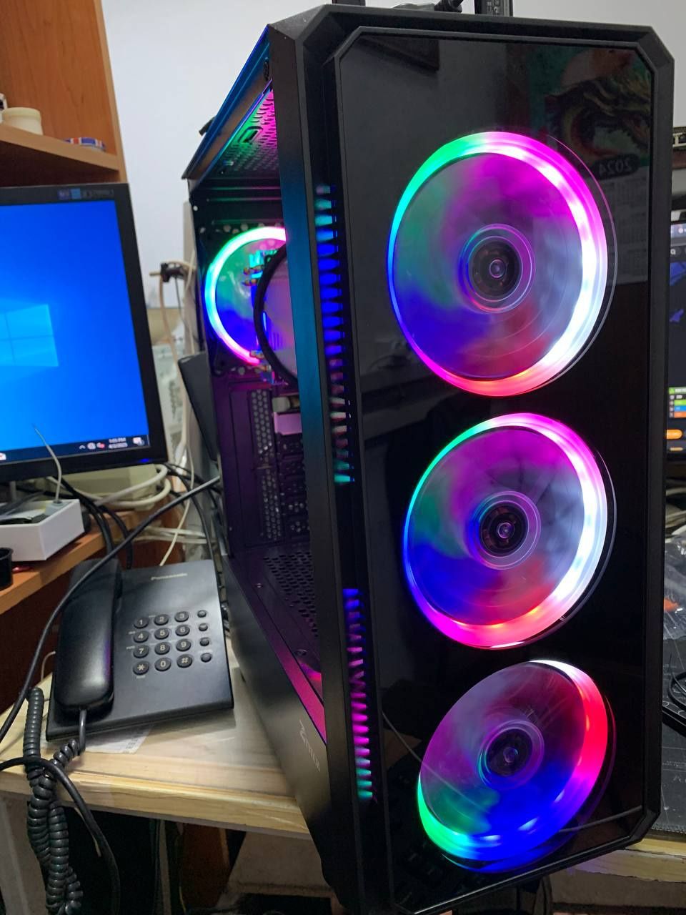 сервер стационарный Плата Х99CPU Xeon E5-2690 v3 OZU 16GB DDR4  nwme
