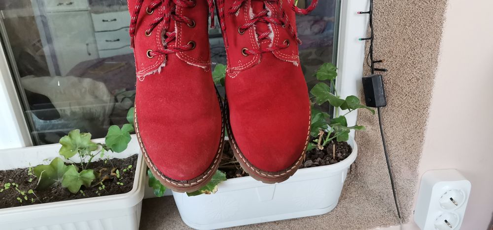 Дамски боти S. Oliver 39 н. Естествен велур